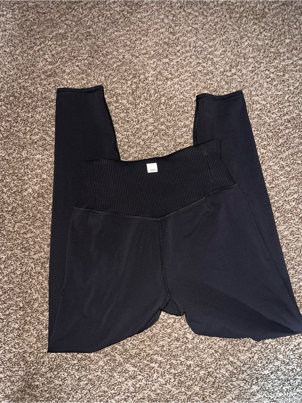 Vuori High Rise Black Leggings